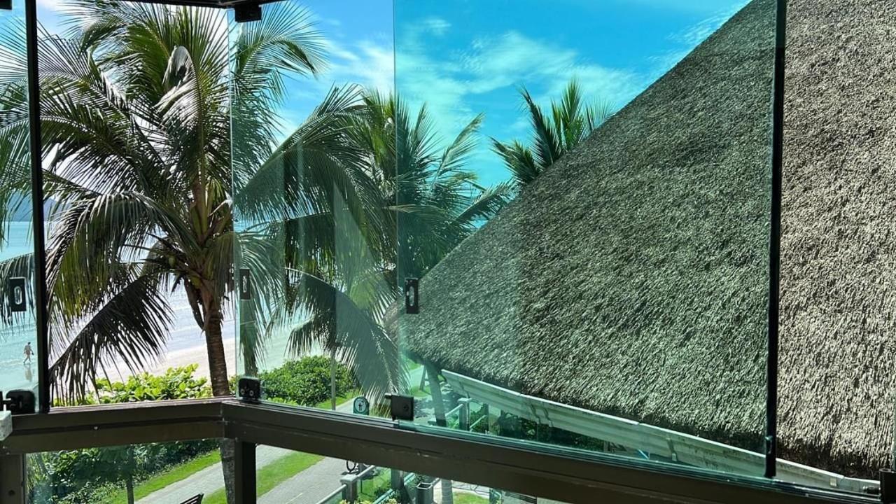 Apto Almeida E Moraes Frente Mar Meia *